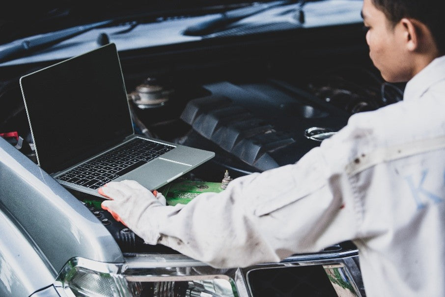 professional Lexus GPS repair services