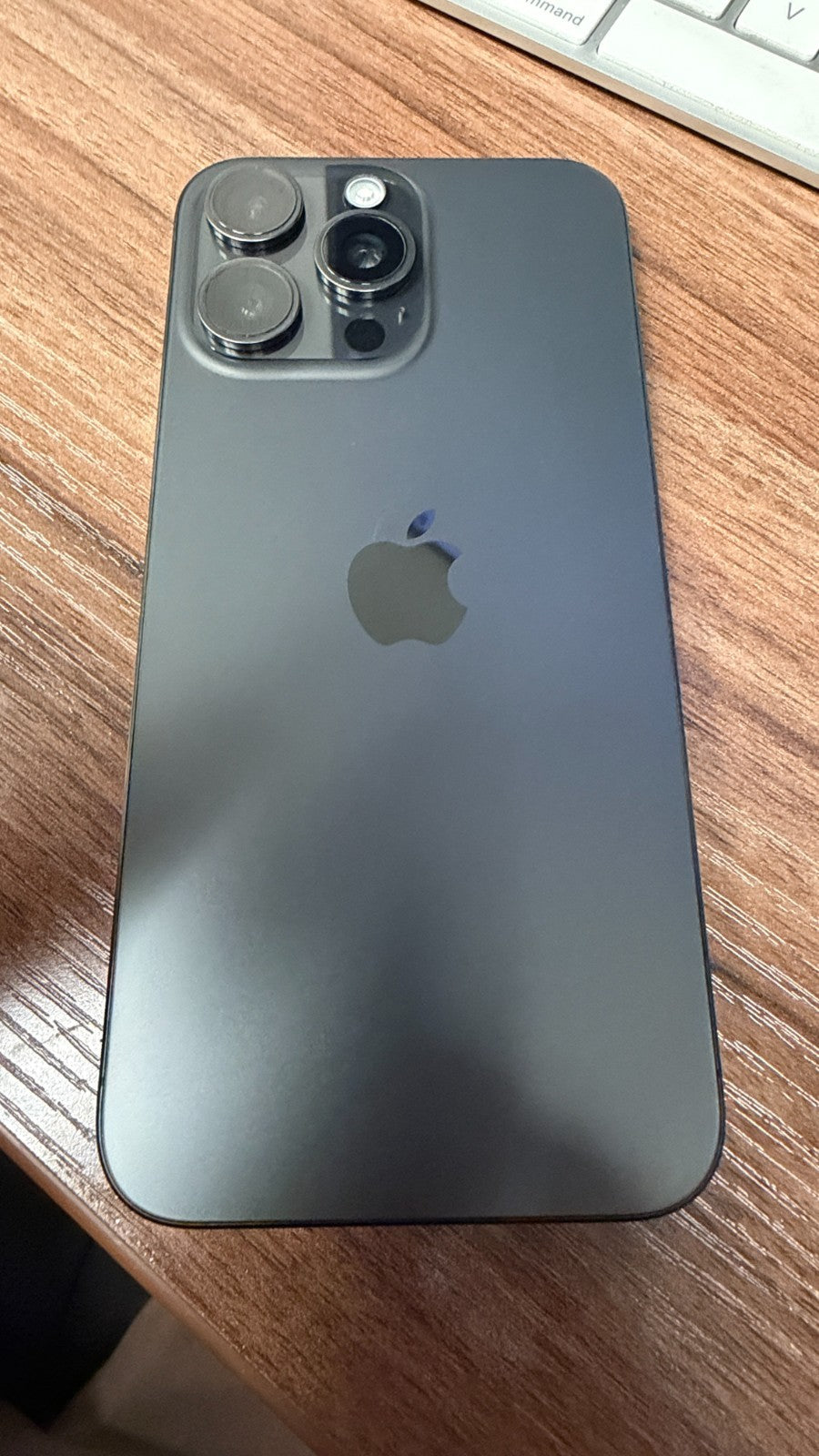 46976392