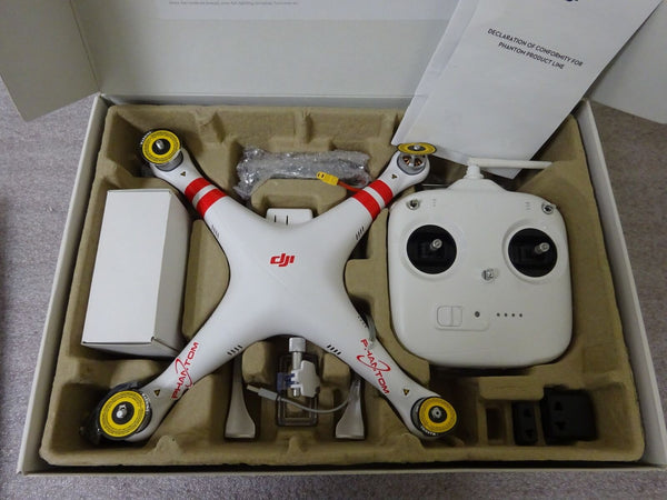 DJI Phantom Version 1.1.1 Quadcopter Drone w/ GoPro Mount CP.PT.000001 P330D
