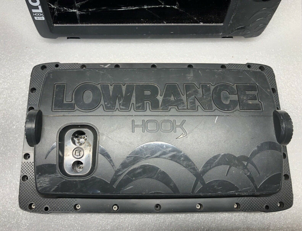 Lowrance HOOK 9 TS Chartplotter/Multifunction Boat Displays LOT OF