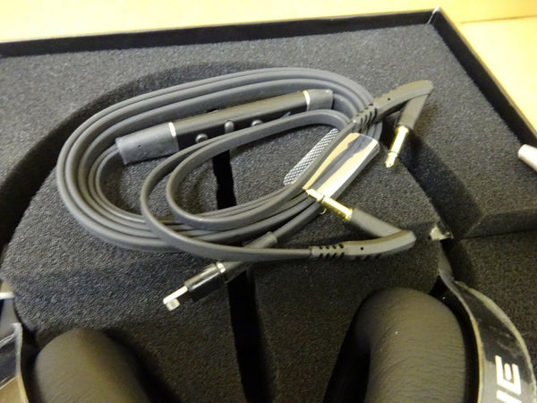 New AUDEZE SINE OnEar Headphones 3.5mm / Cipher 24Bit iPhone Lightning Cable